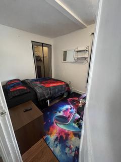 Room for rent in Indianapolis, IN $1100, condo