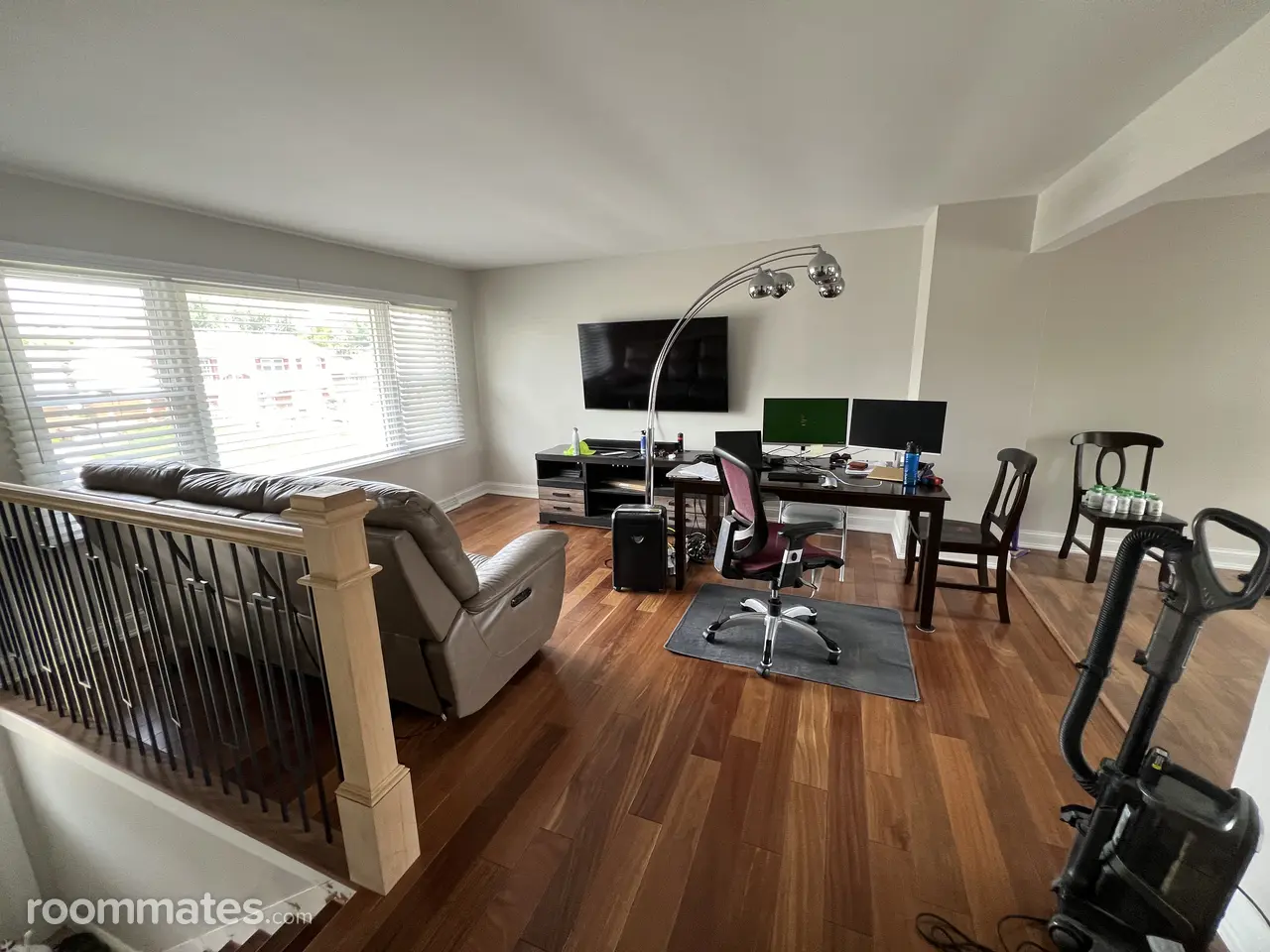 Profile photo 5 of 14