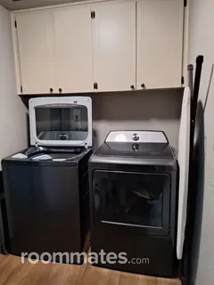 Room for rent in Keizer, OR $797, house