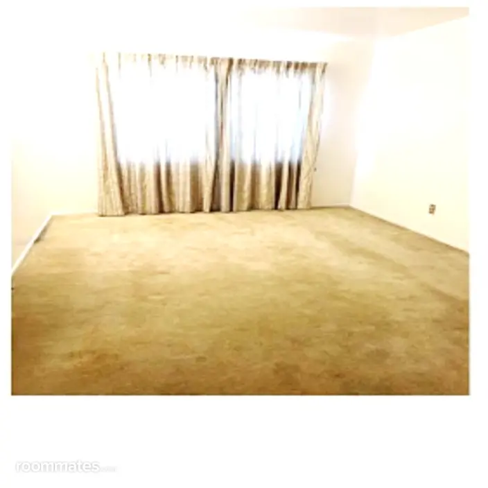 Room for rent in Reseda, CA $950, house