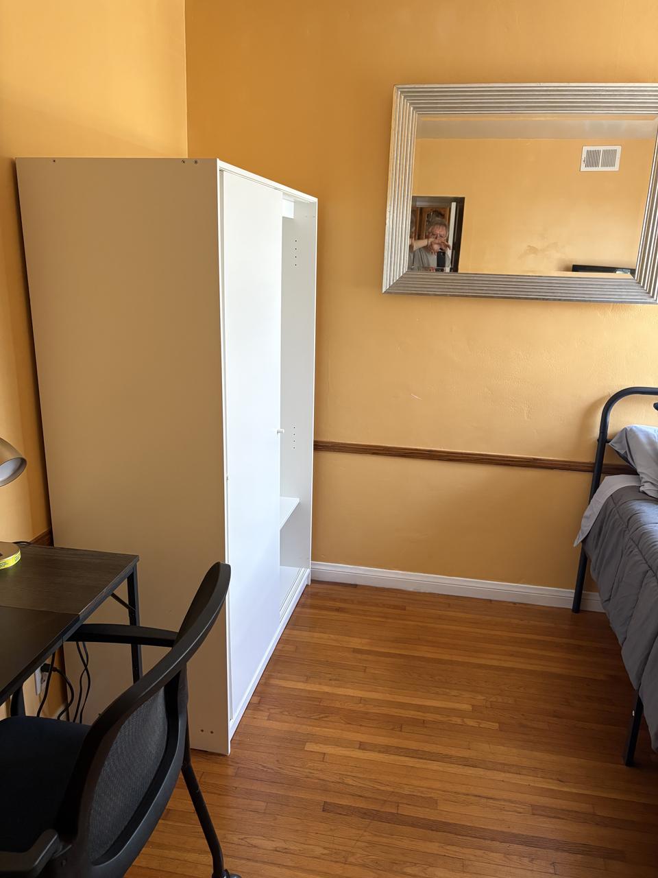 Profile photo 10 of 13