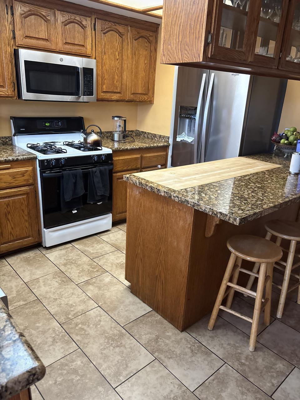 Profile photo 7 of 13