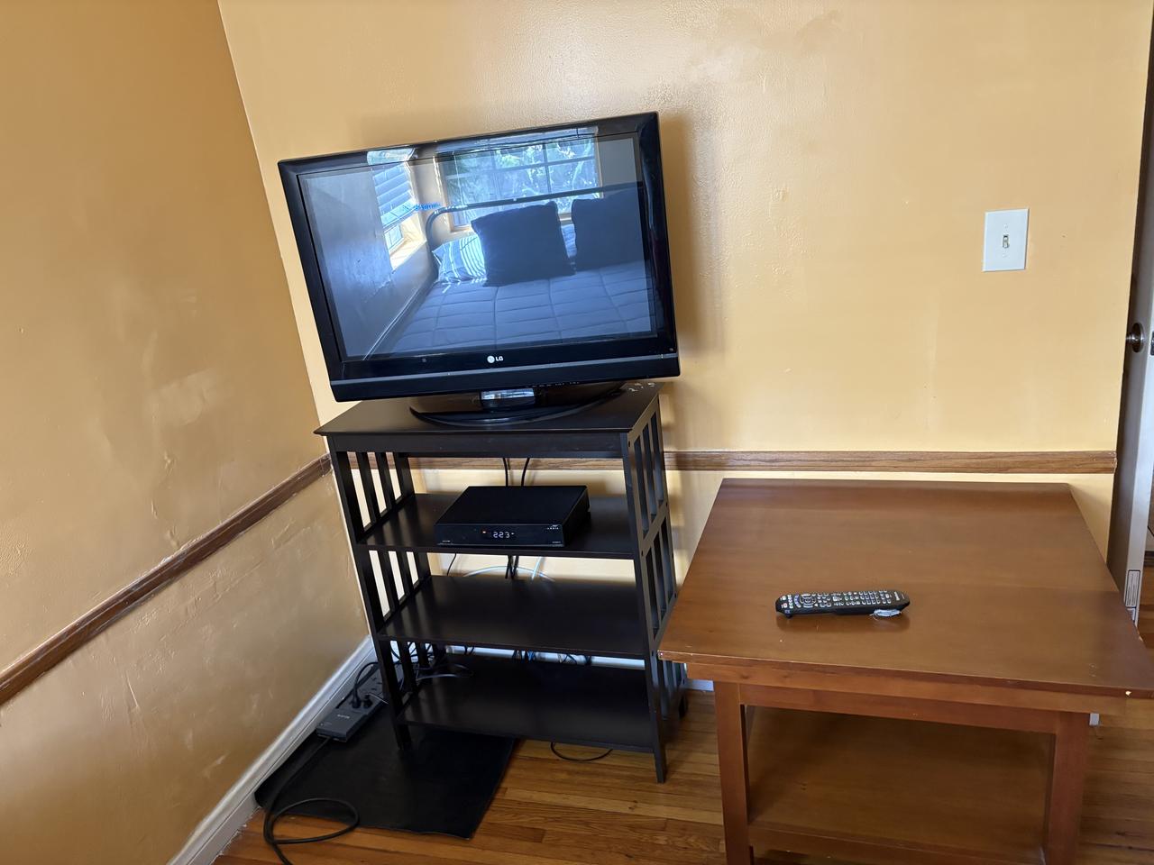 Profile photo 12 of 13