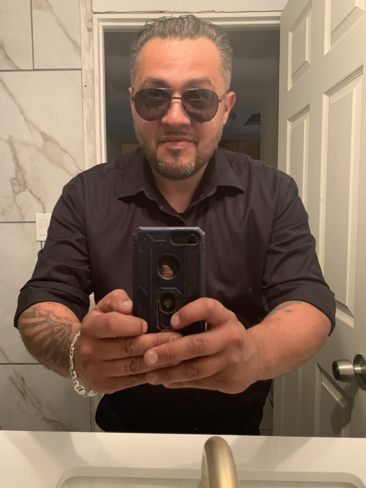 Profile photo 6 of 6