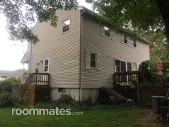 Room for rent in Haverhill, MA $1800, house