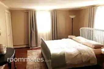 Room for rent in Haverhill, MA $1800, house