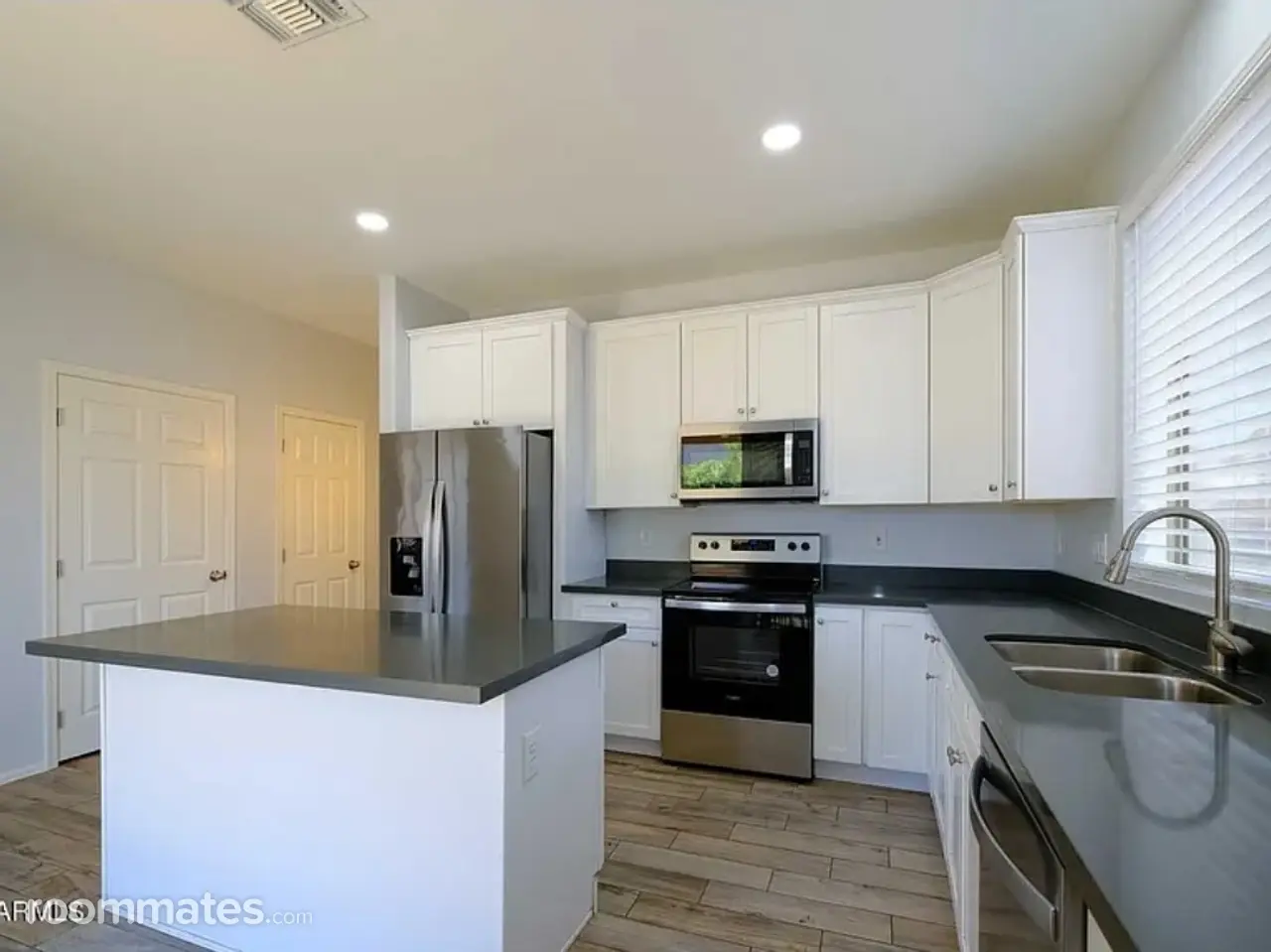 Profile photo 2 of 16