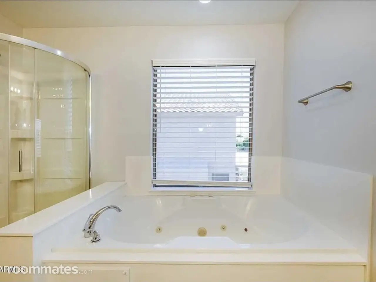 Profile photo 6 of 16