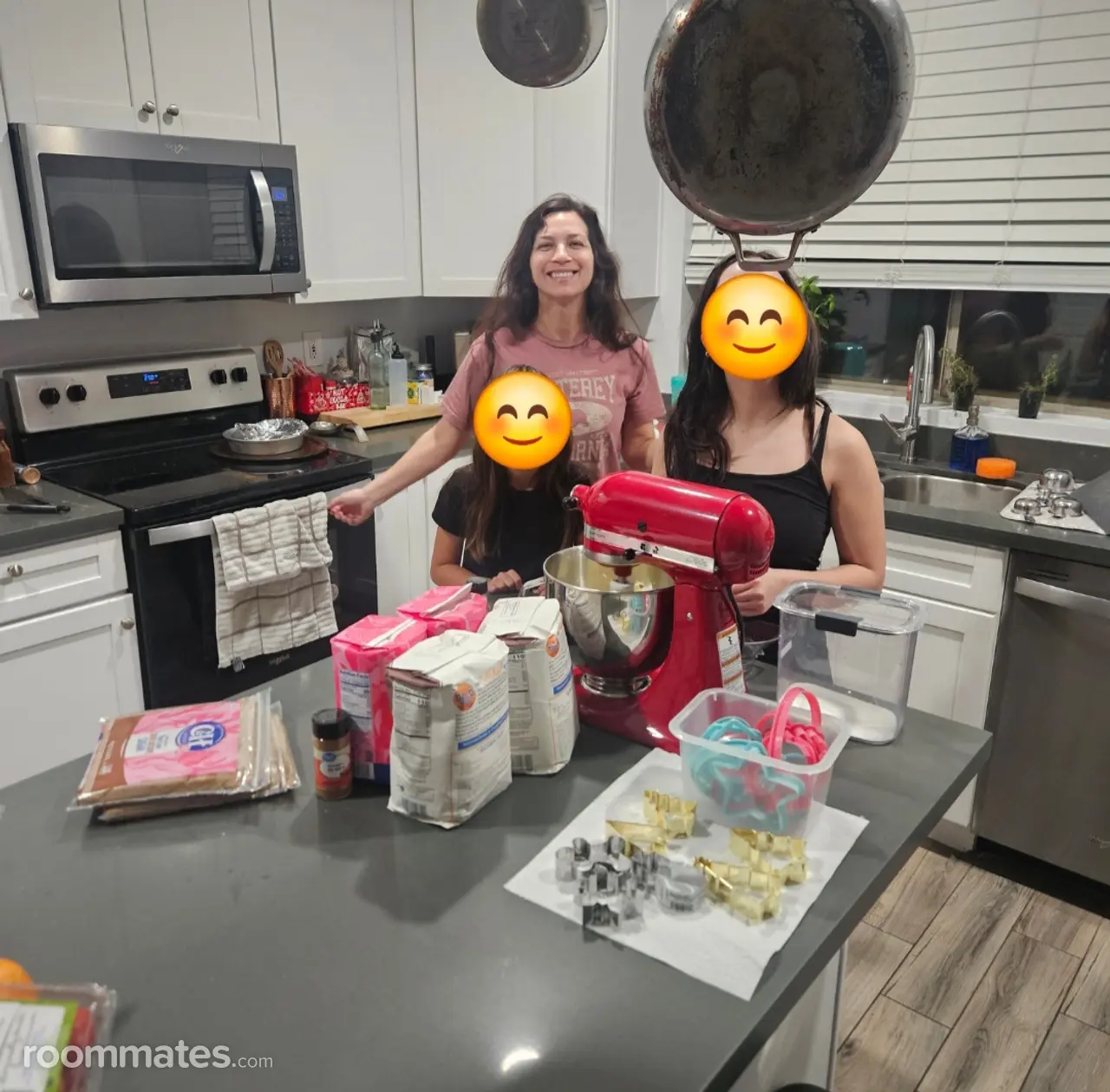 Profile photo 8 of 16