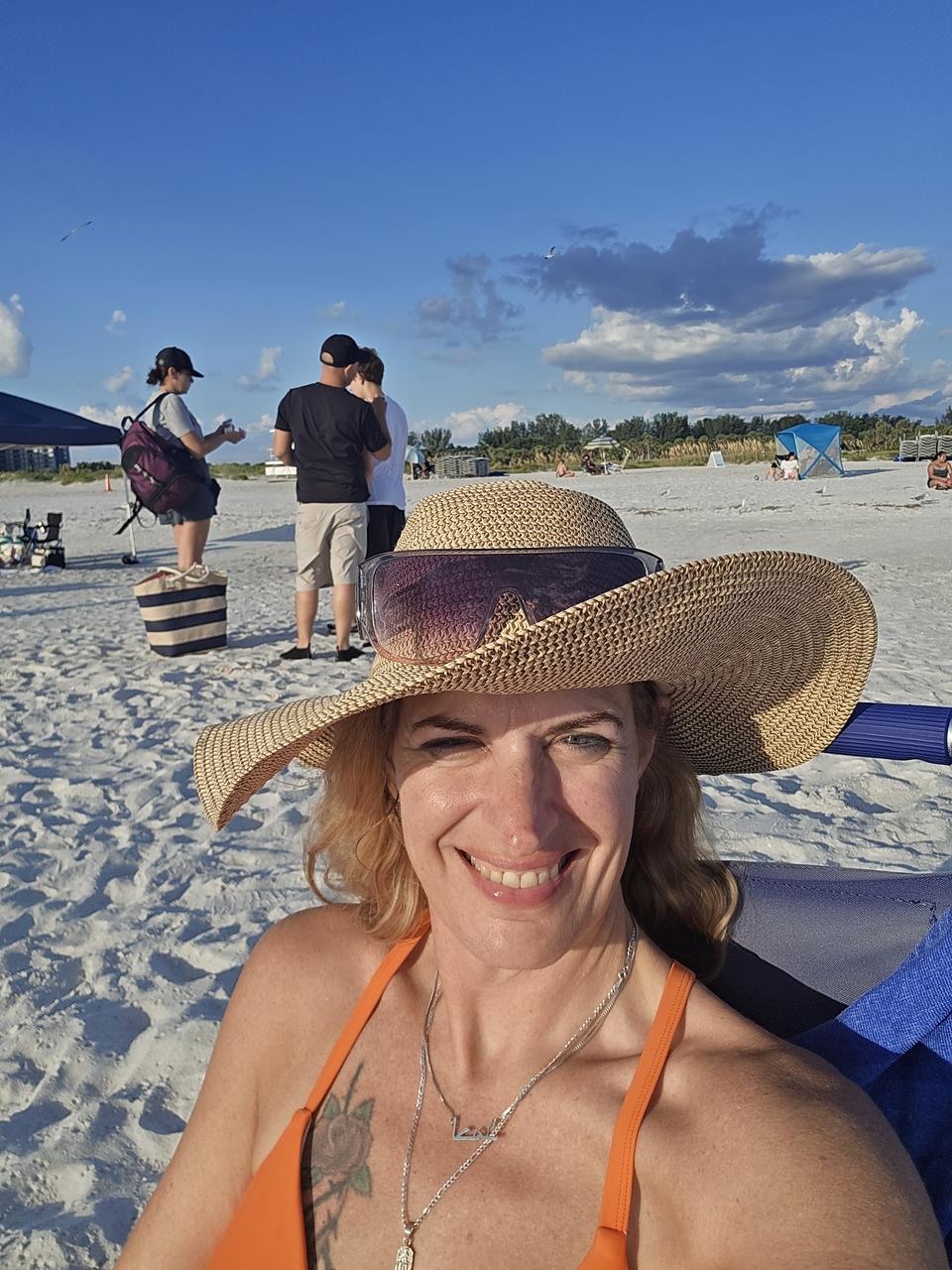 Profile photo 13 of 17