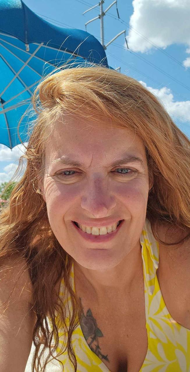 Profile photo 14 of 17