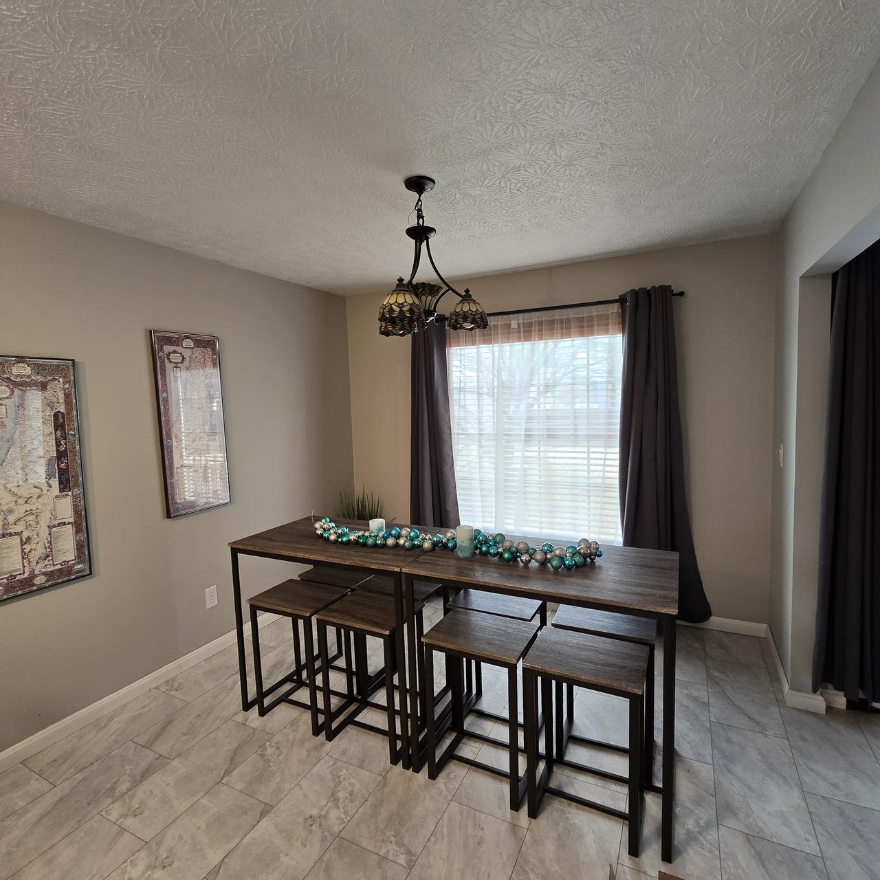 Profile photo 9 of 17