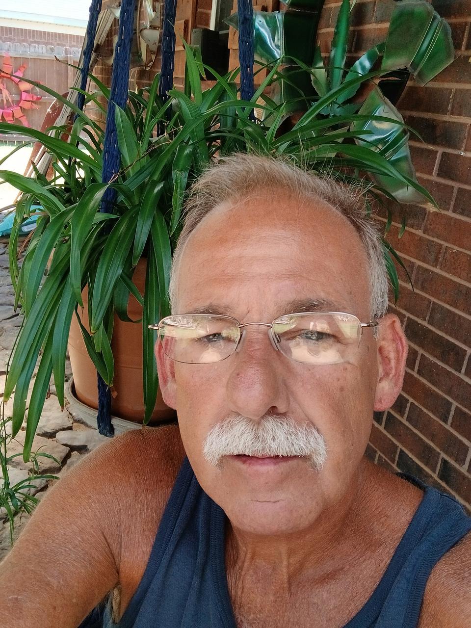 Profile photo 5 of 5