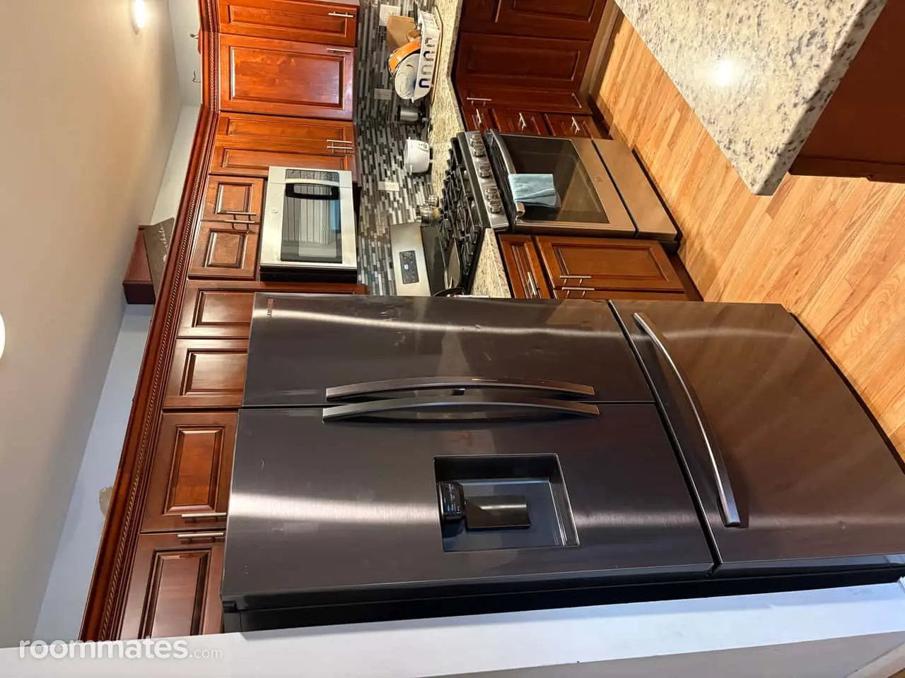 Profile photo 1 of 4