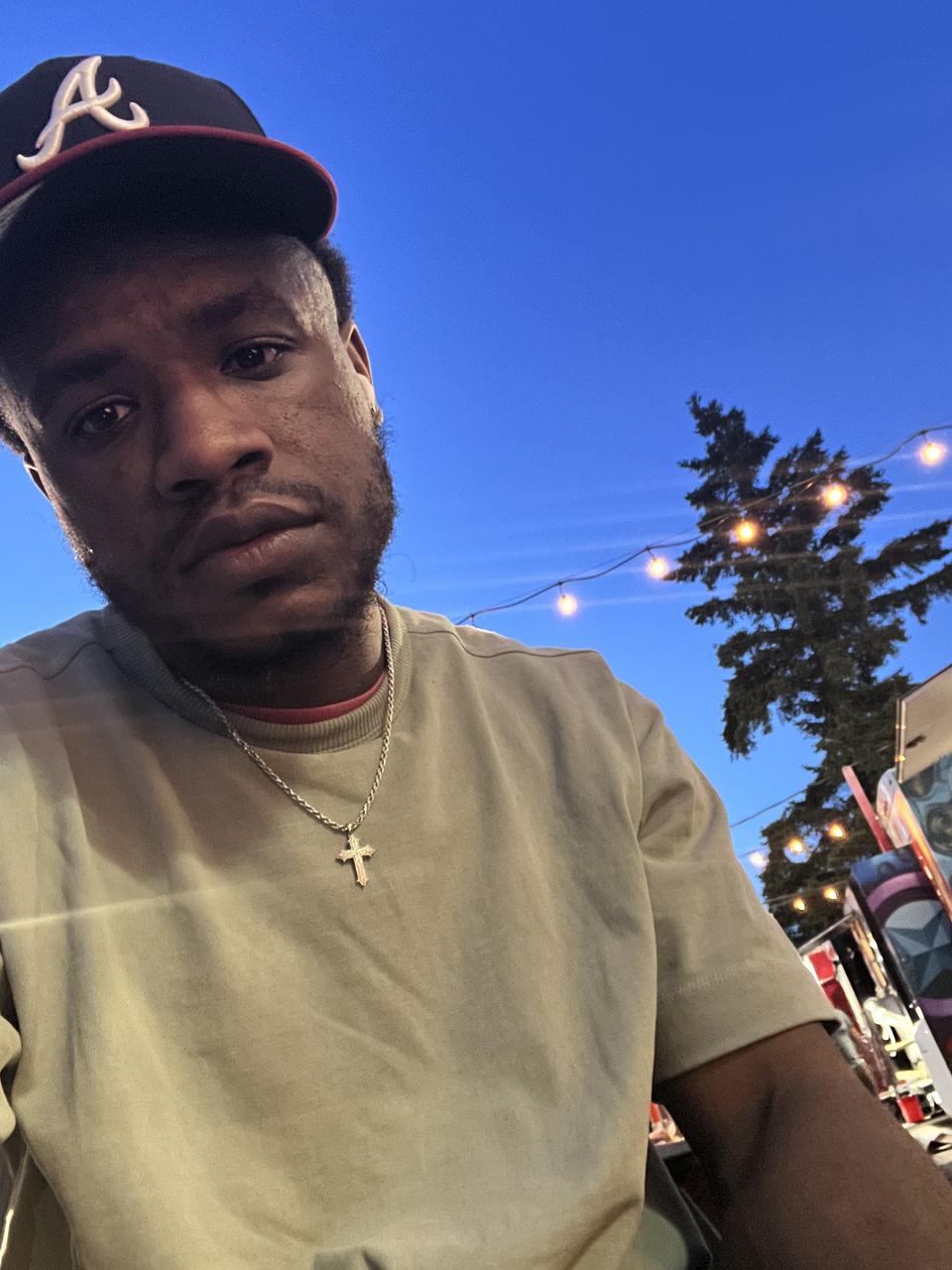 Profile photo 2 of 4