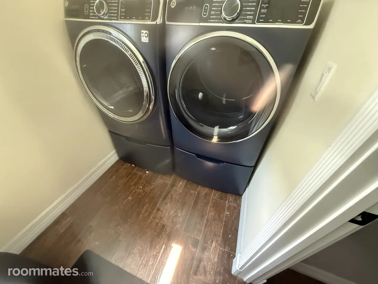 Profile photo 9 of 10