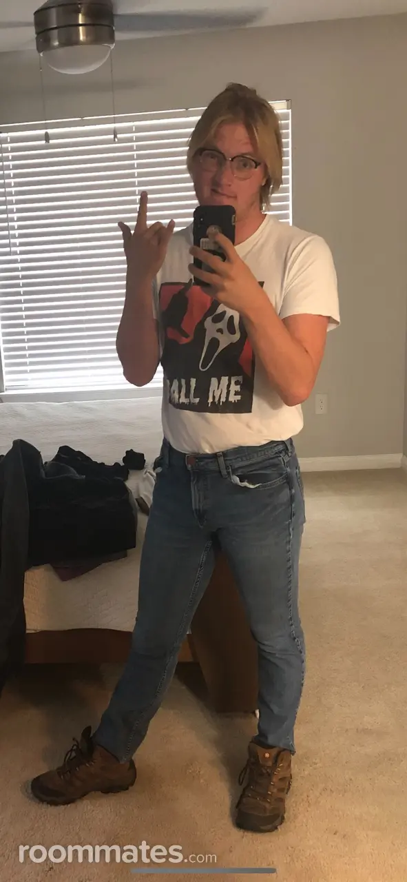 Profile photo 2 of 4