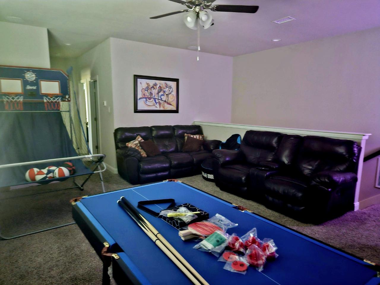 Profile photo 12 of 15