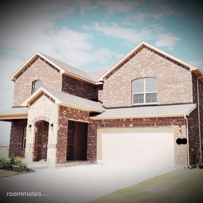 Room for rent in Krum, TX $800, house