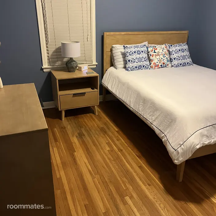 Room for rent in Richfield, MN $1000, house