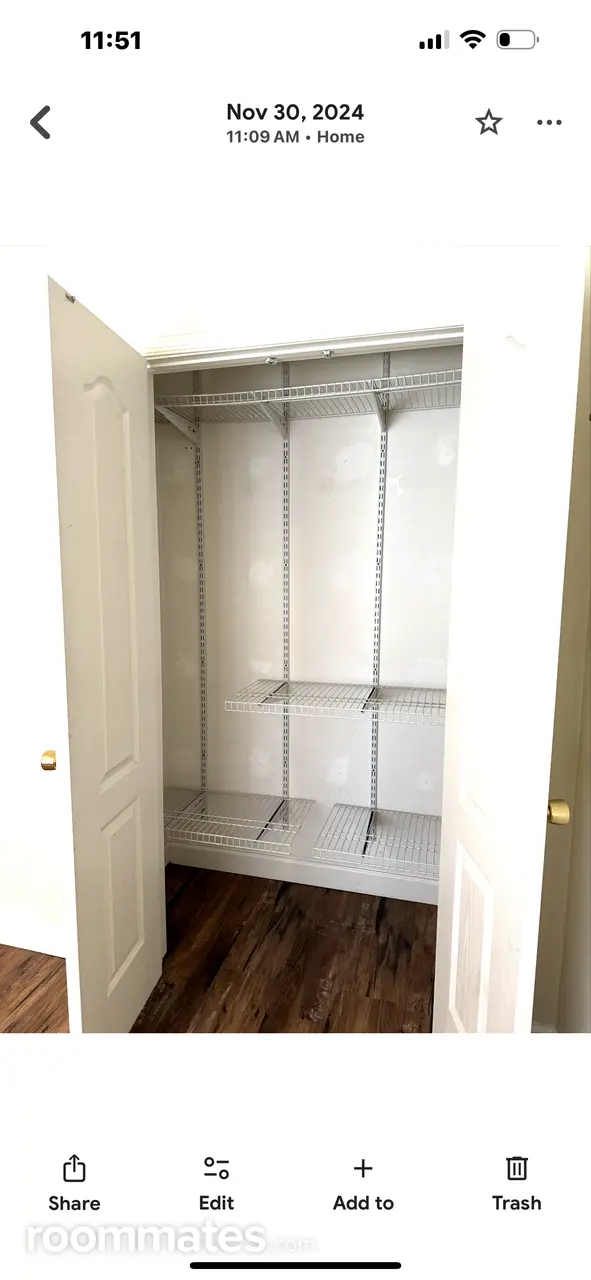 Profile photo 4 of 11