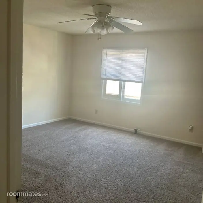 Room for rent in Charlotte, NC $900, house