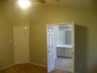 Room for rent in Round Rock, TX $1000, house
