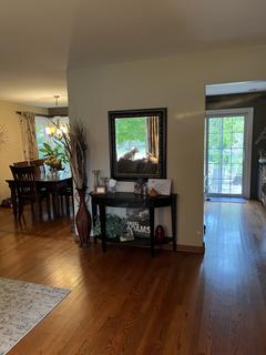 Room for rent in Lake Zurich, IL $1000, house
