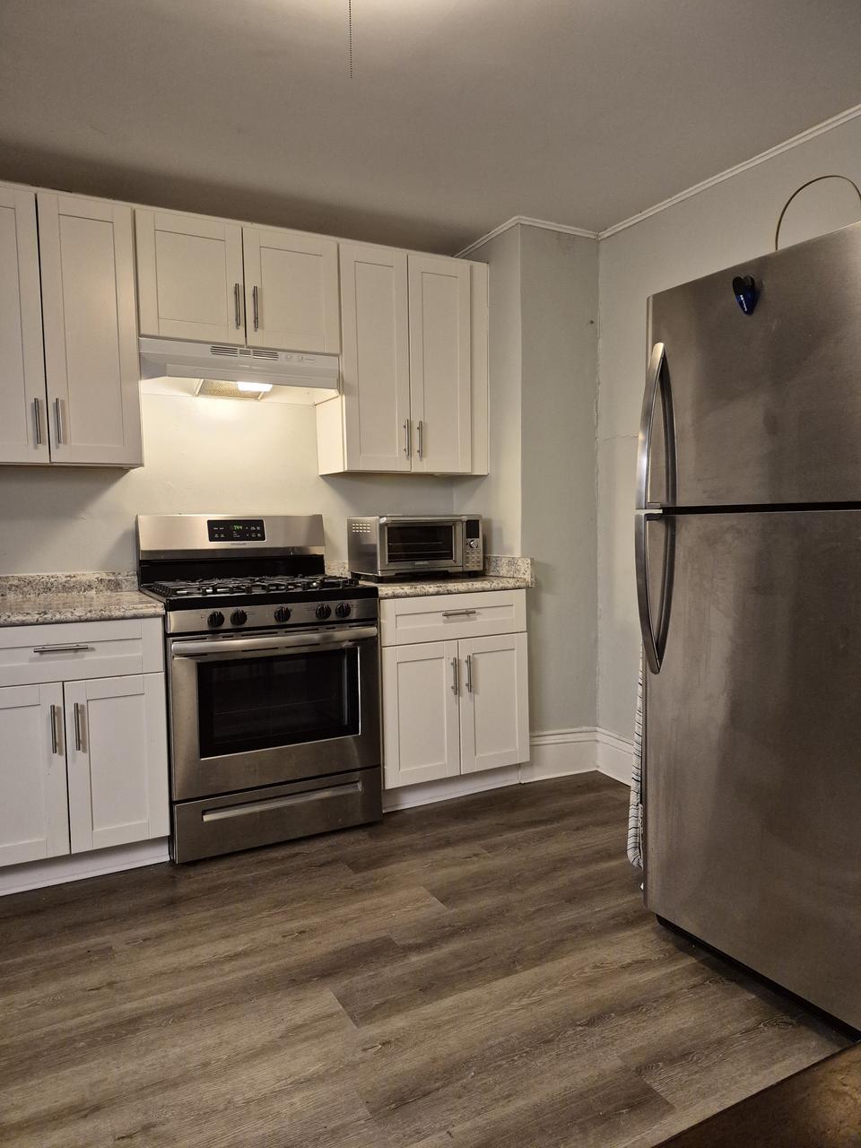 Profile photo 4 of 9