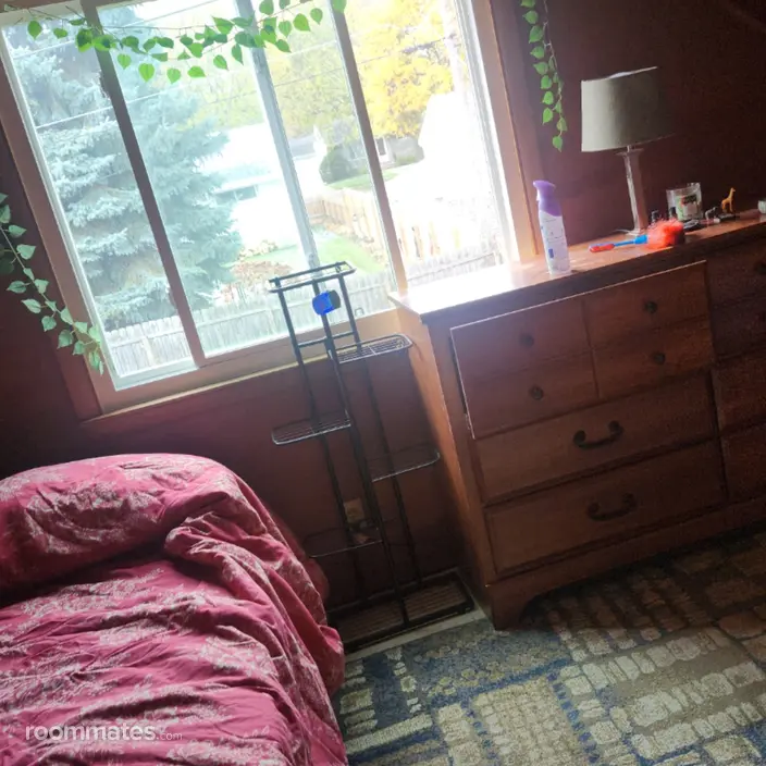 Room for rent in Milwaukee, WI $1000, house