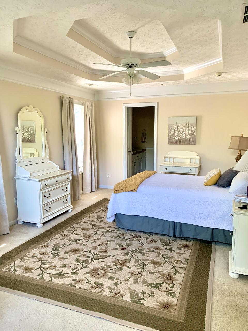 Profile photo 2 of 6