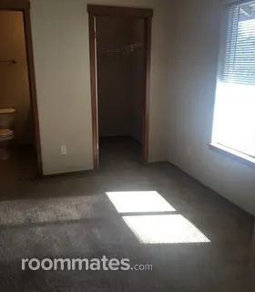 Room for rent in Portland, OR $1250, townhouse