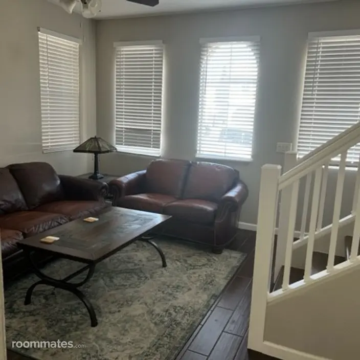 Room for rent in Phoenix, AZ $750, house