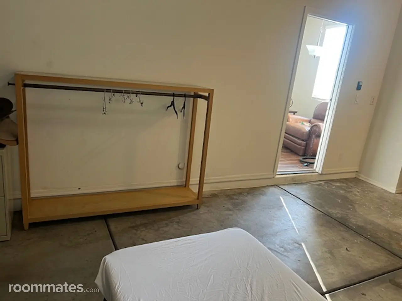 Profile photo 19 of 19