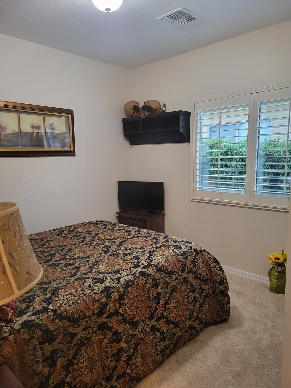 Profile photo 5 of 10