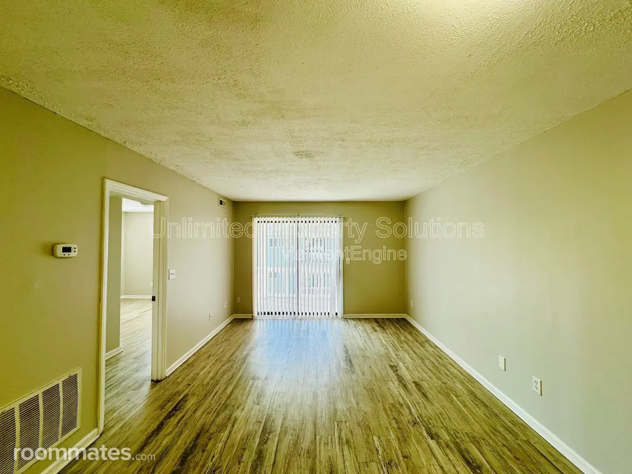 Profile photo 8 of 11