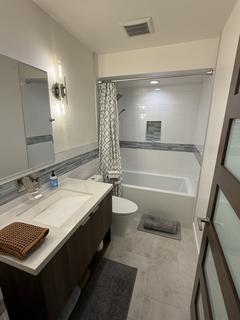 Room for rent in Palm Desert, CA $1450, condo