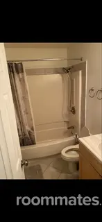 Room for rent in Middle Island, NY $1450, condo