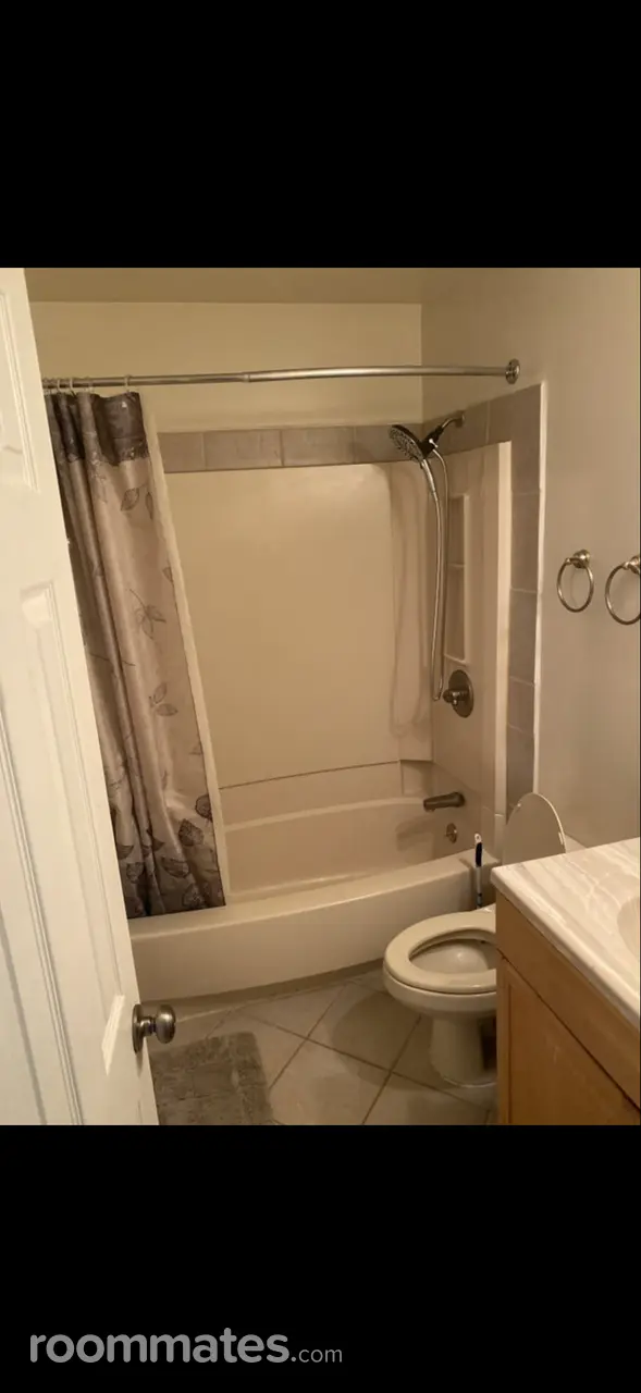 Profile photo 3 of 4