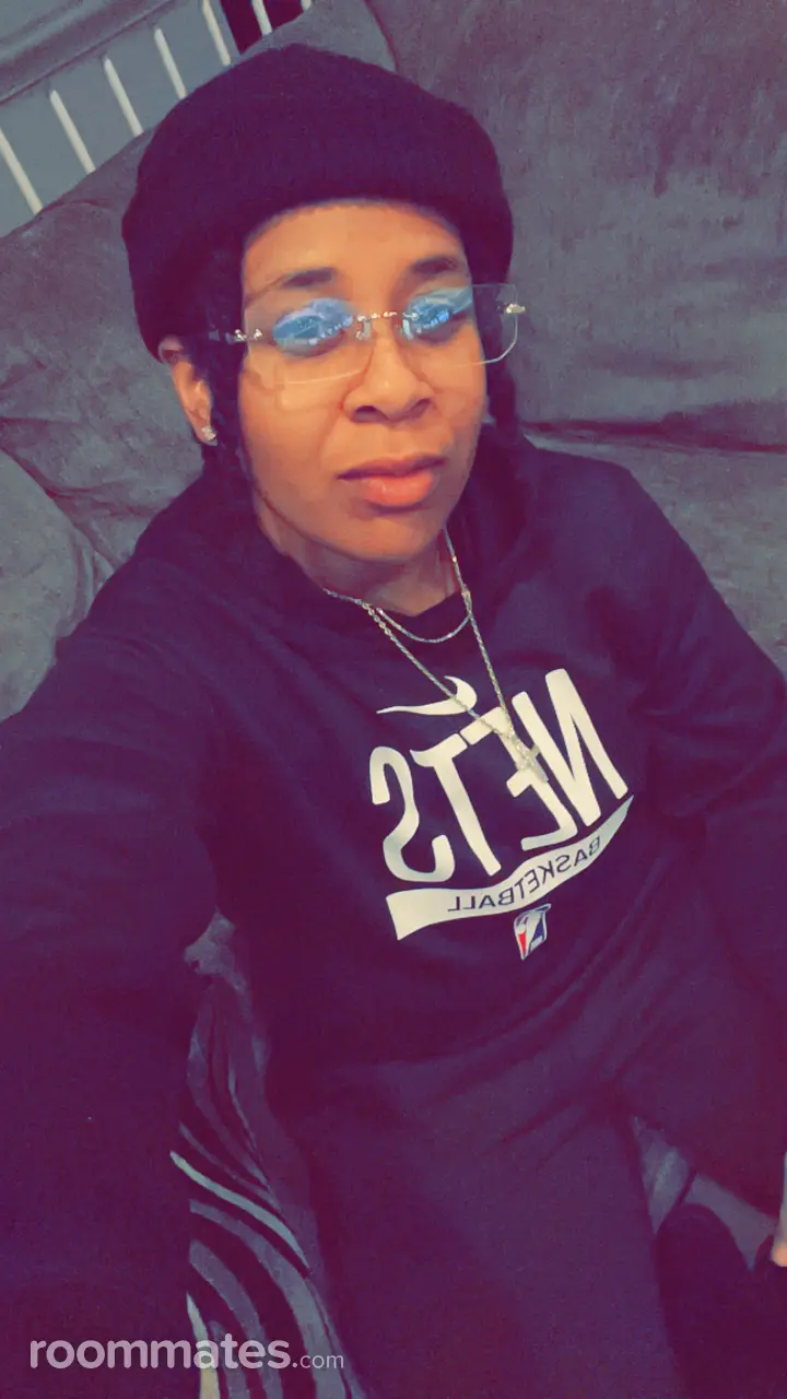 Profile photo 4 of 4