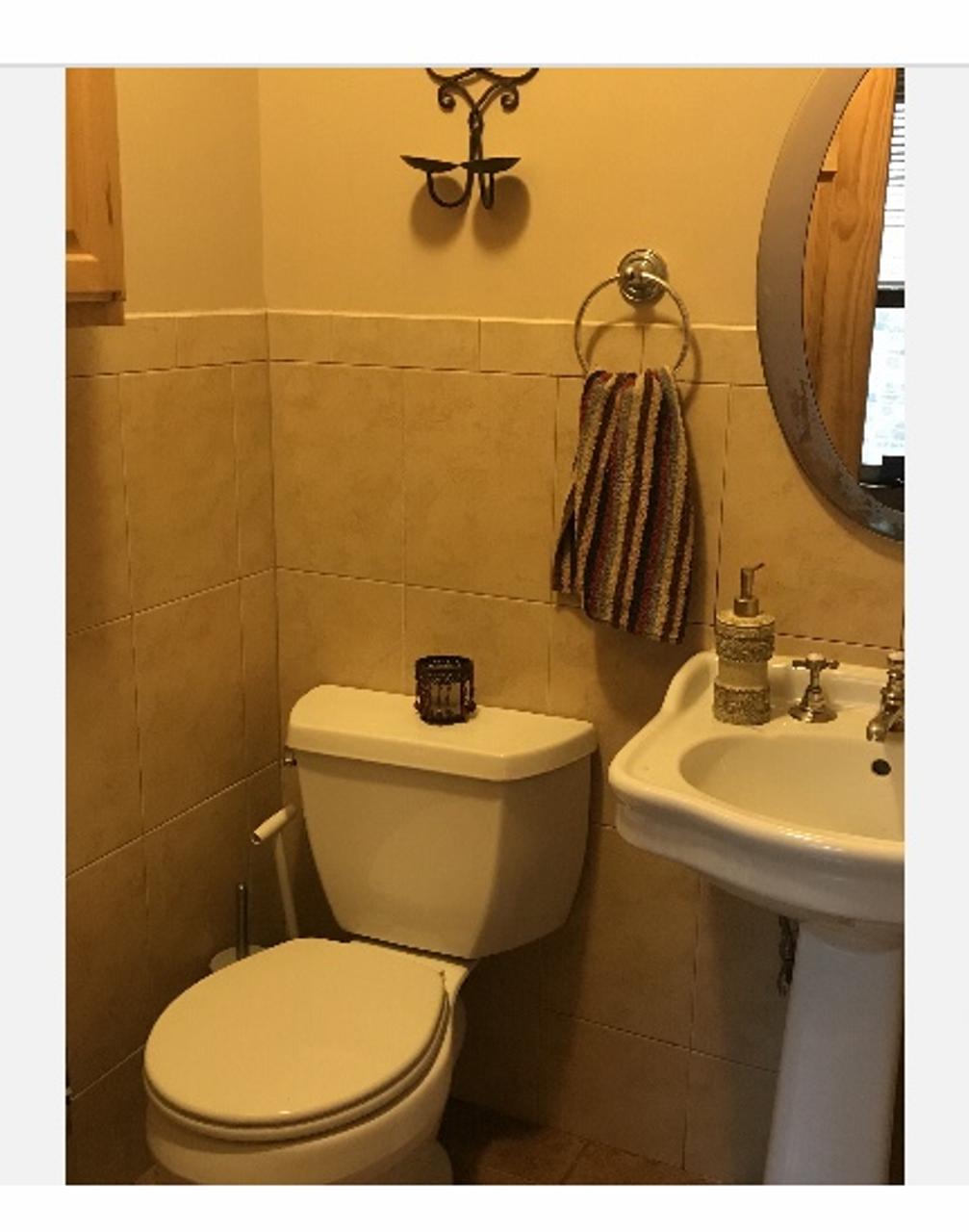 Profile photo 3 of 10