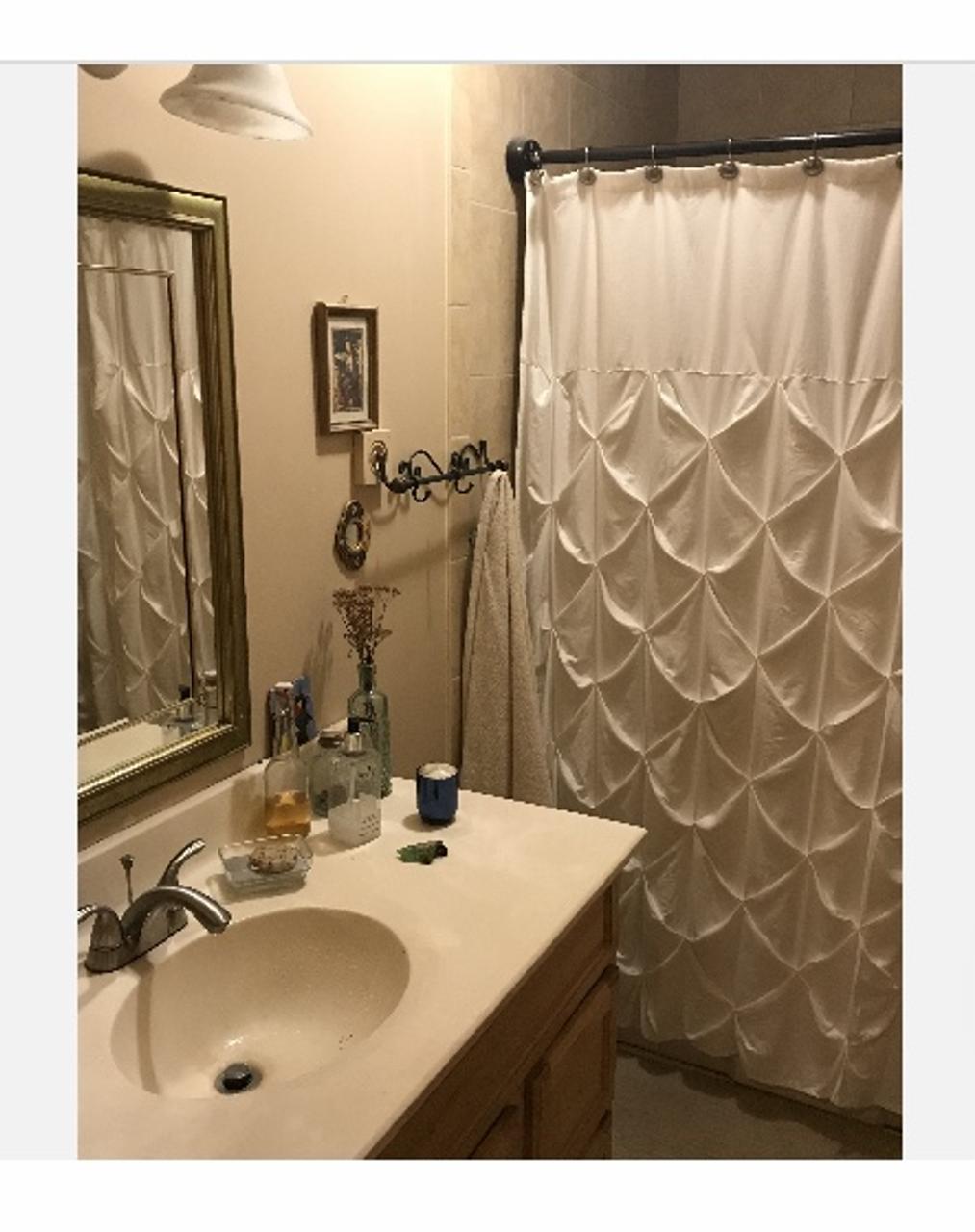 Profile photo 4 of 10