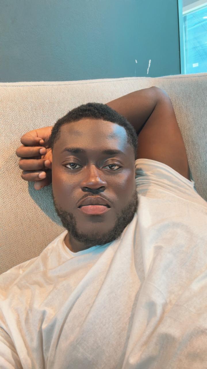 Profile photo 5 of 5