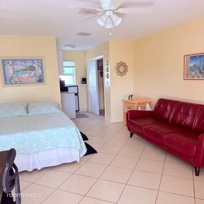 Room for rent in Fort Lauderdale, FL $1500, house