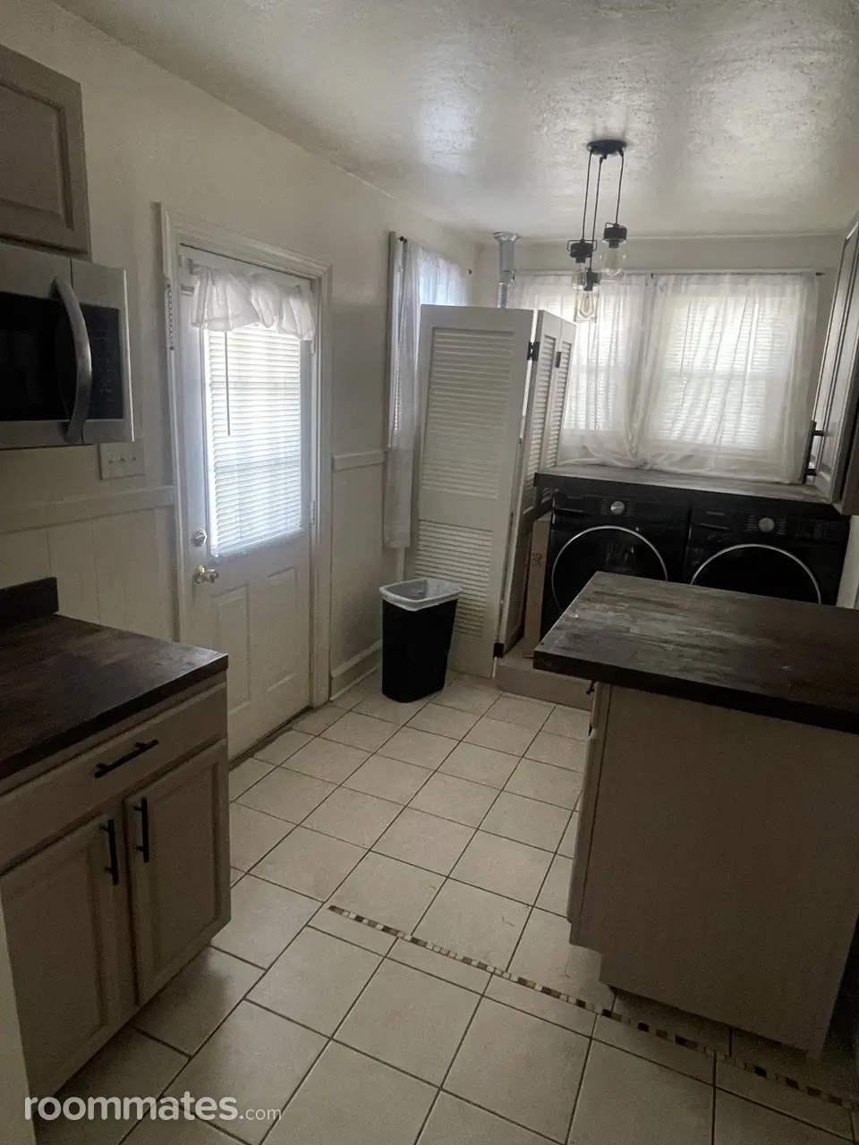 Profile photo 4 of 18