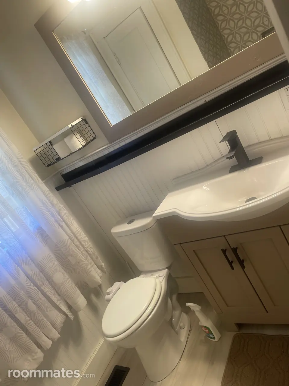 Profile photo 11 of 18