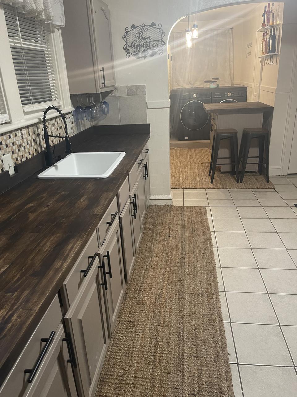 Profile photo 3 of 18