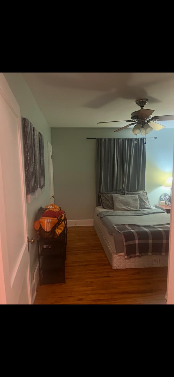 Profile photo 5 of 10