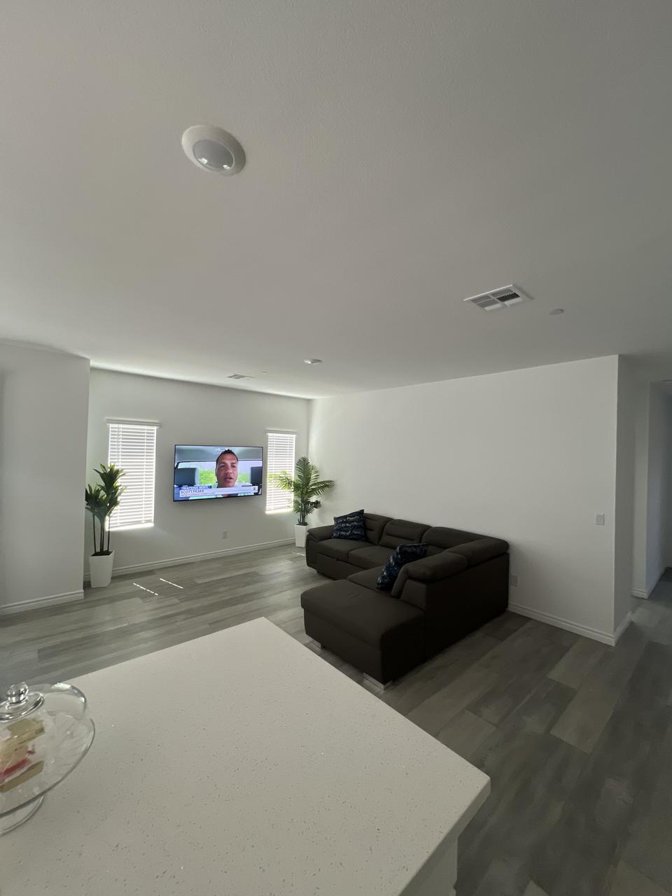 Profile photo 4 of 10