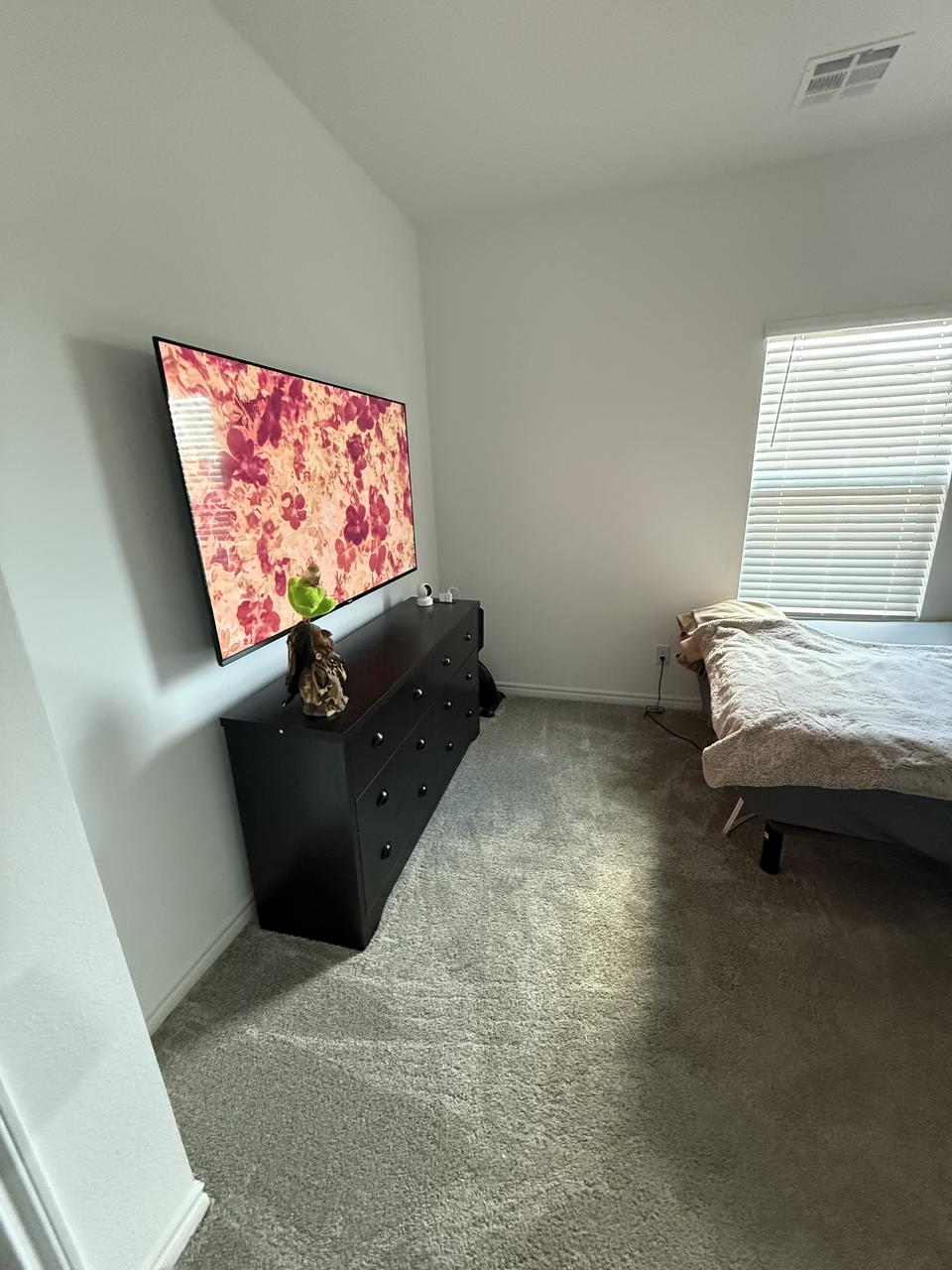 Profile photo 7 of 10